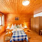 In Zillertal Near Slopes Apartman *