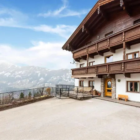 With Views Over The Zillertal Apartment
