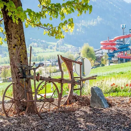 With Views Over The Zillertal Apartment Grosshartberg