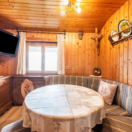 With Views Over The Zillertal Apartment *