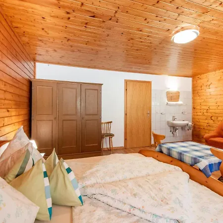 With Views Over The Zillertal Apartment Grosshartberg
